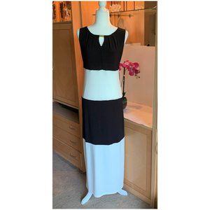 NWOT CHICO'S SLEEVELESS BLACK AND WHITE MAXI S